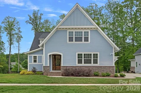 165 Little Indian Loop Mooresville NC 28117