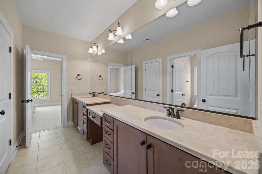 11938 Bradford Park Drive Davidson NC 28036