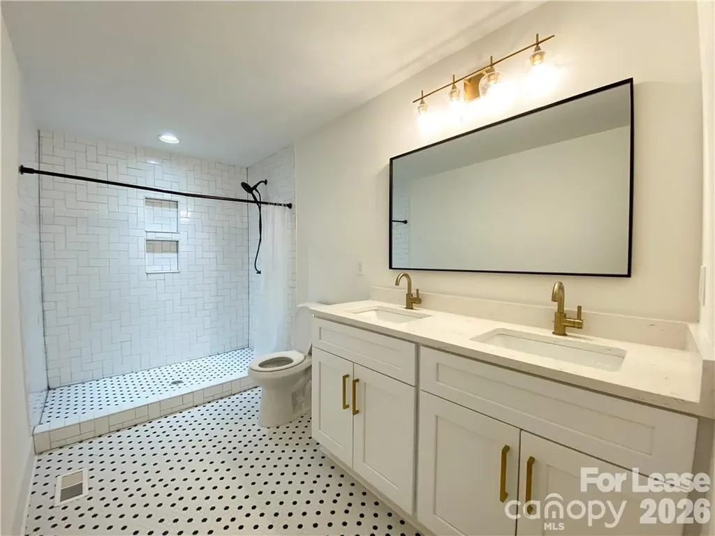 2924 Edsel Place Charlotte NC 28205