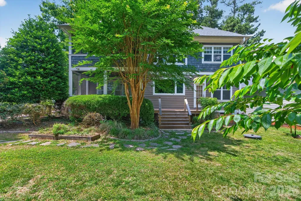21313 Island Forest Drive Cornelius NC 28031
