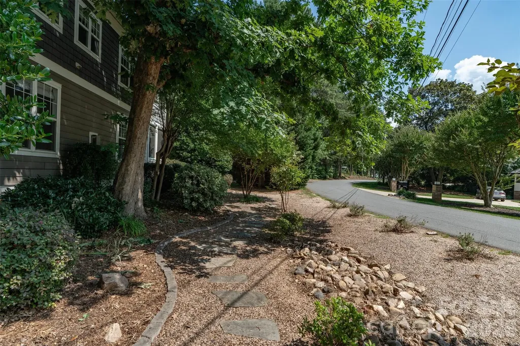 21313 Island Forest Drive Cornelius NC 28031