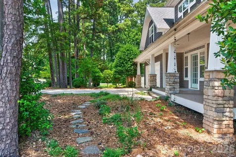 21313 Island Forest Drive Cornelius NC 28031
