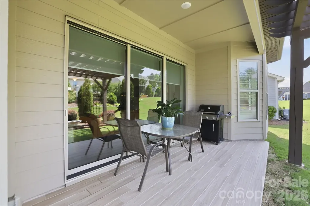 12014 Cove Court Charlotte NC 28278