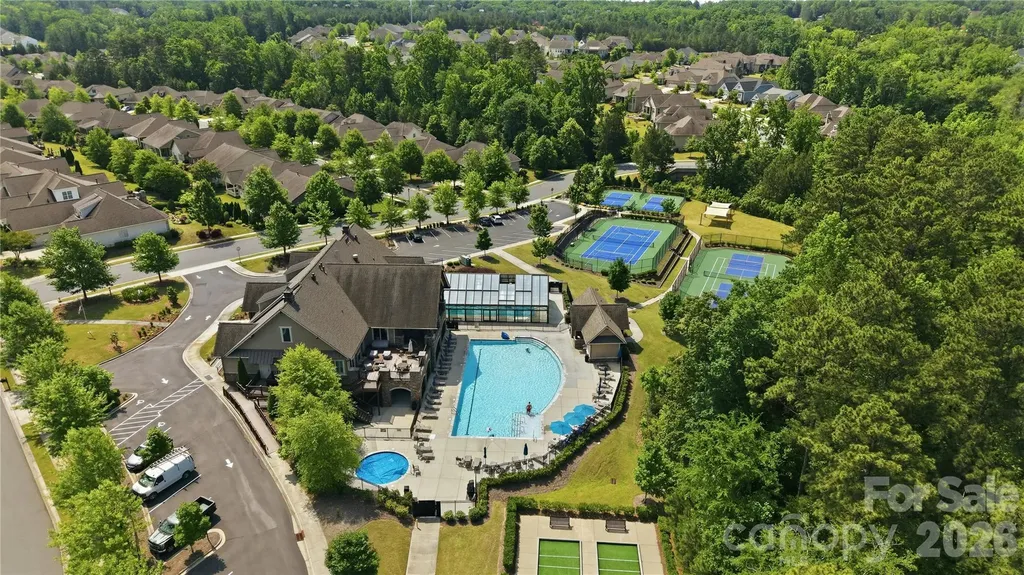12014 Cove Court Charlotte NC 28278