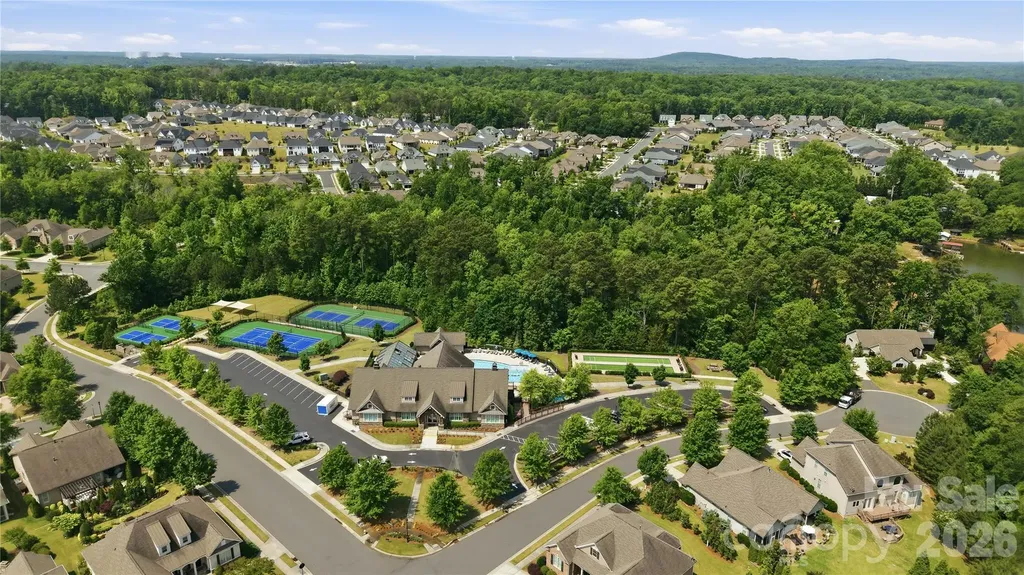 12014 Cove Court Charlotte NC 28278
