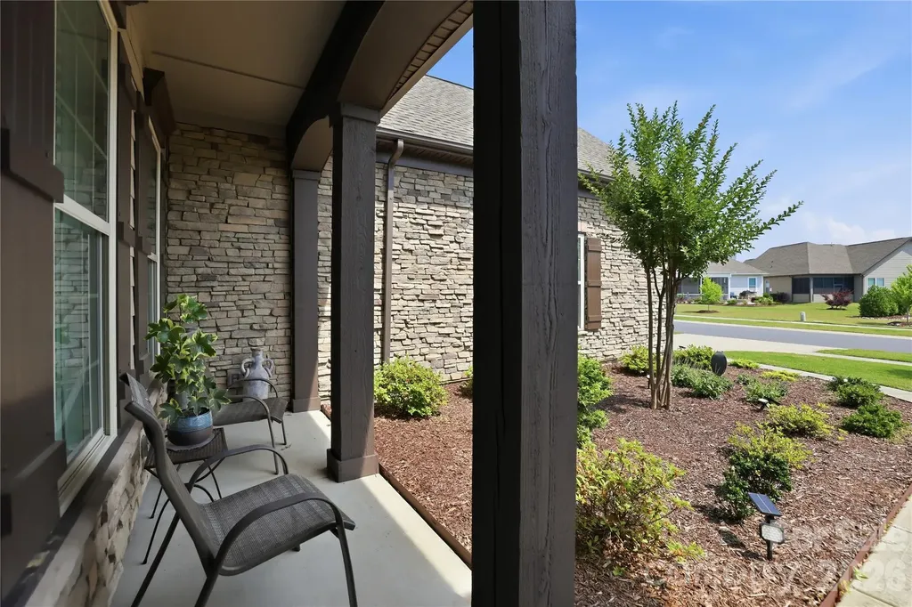 12014 Cove Court Charlotte NC 28278
