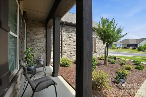 12014 Cove Court Charlotte NC 28278