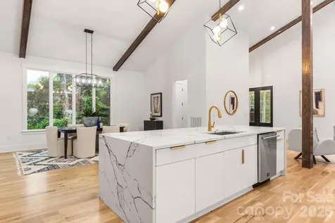 809 Crater Street Charlotte NC 28205