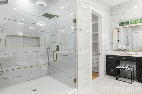 809 Crater Street Charlotte NC 28205