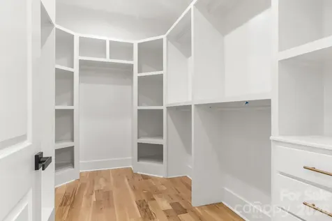 809 Crater Street Charlotte NC 28205
