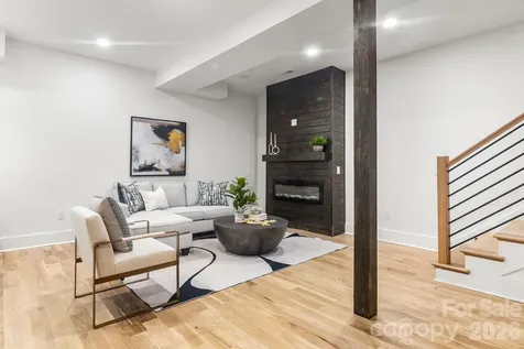 809 Crater Street Charlotte NC 28205