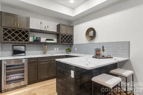 809 Crater Street Charlotte NC 28205