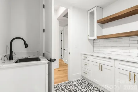 809 Crater Street Charlotte NC 28205