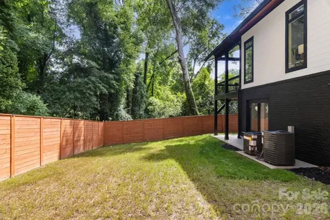 809 Crater Street Charlotte NC 28205