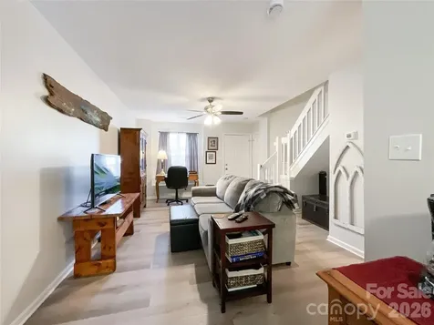 7841 Petrea Lane Charlotte NC 28227