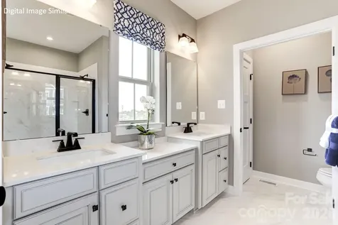 909 Heathway Drive Charlotte NC 28213