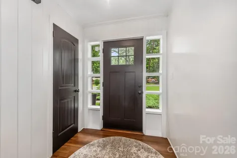 3227 Driftwood Drive Charlotte NC 28205