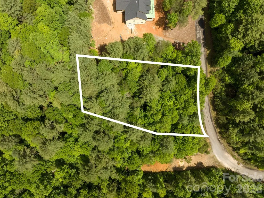 Lot #28 Awi Trail Hendersonville NC 28739