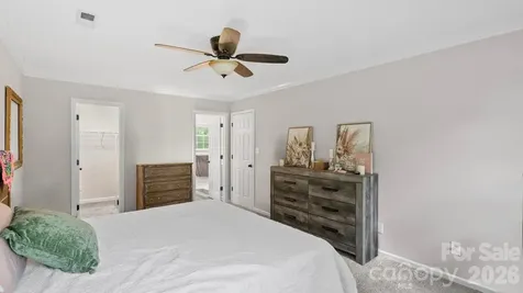 6901 Daerwood Place Charlotte NC 28215