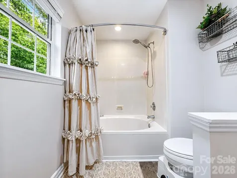 6901 Daerwood Place Charlotte NC 28215