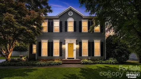6901 Daerwood Place Charlotte NC 28215