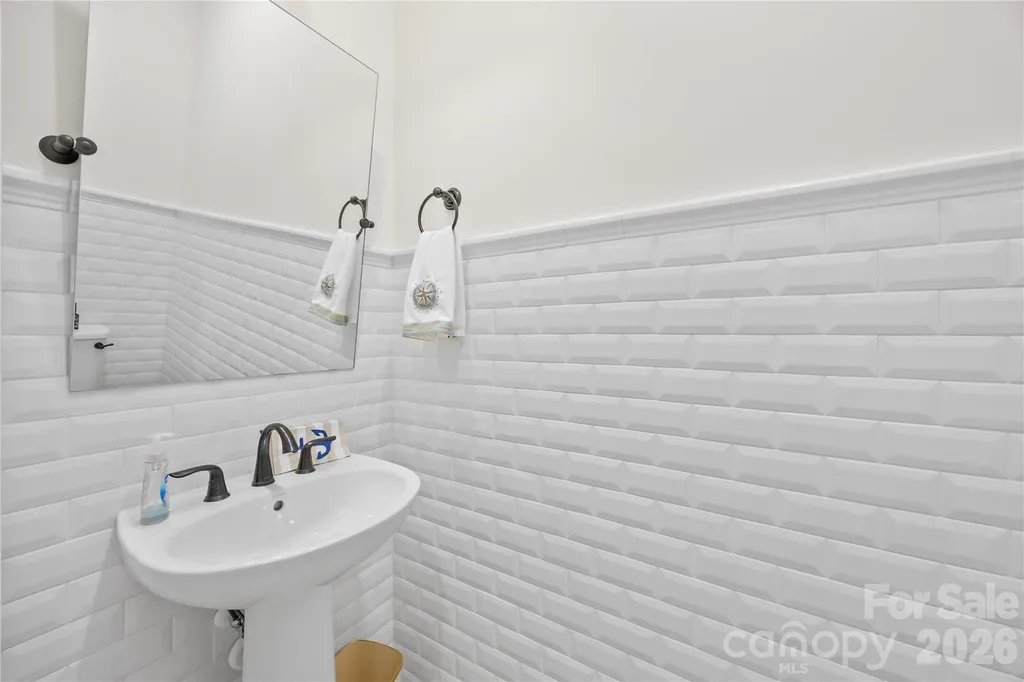 124 Chimney Rock Court Denver NC 28037