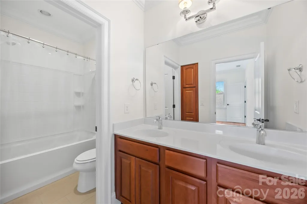124 Chimney Rock Court Denver NC 28037