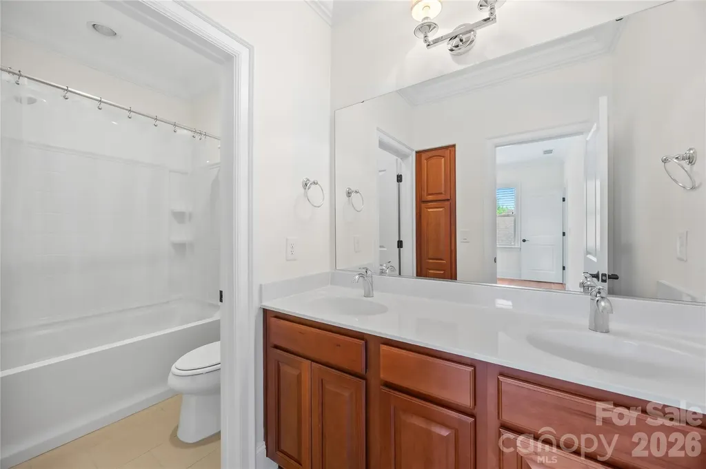 124 Chimney Rock Court Denver NC 28037
