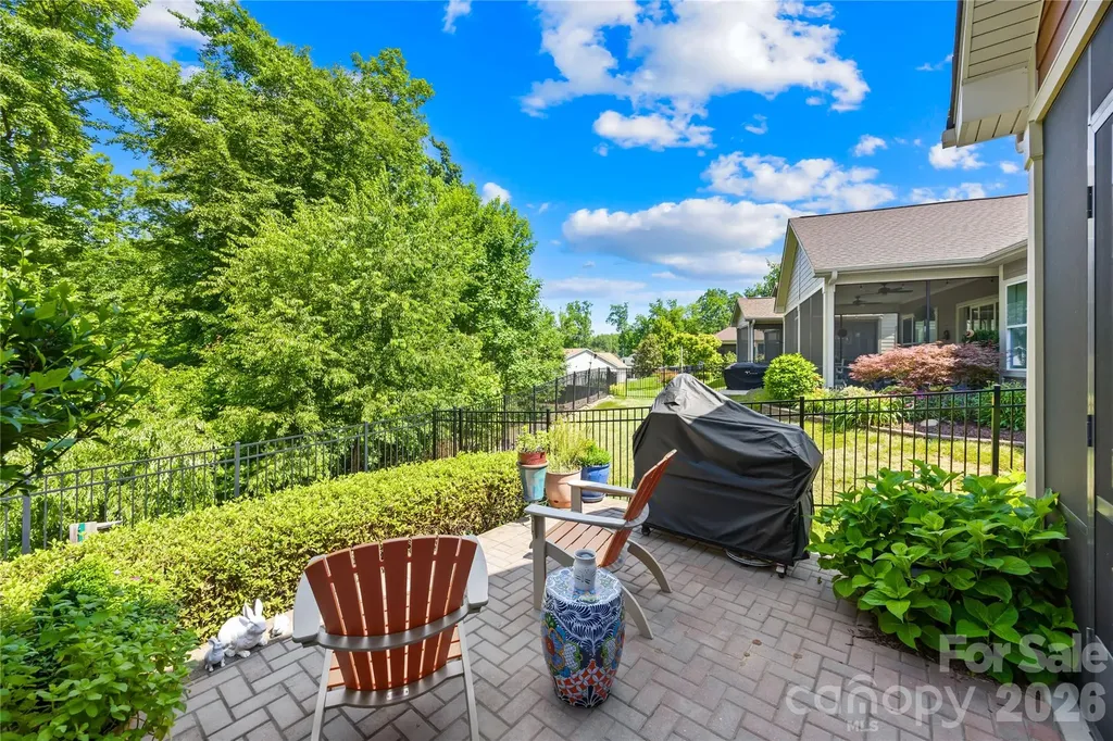 124 Chimney Rock Court Denver NC 28037