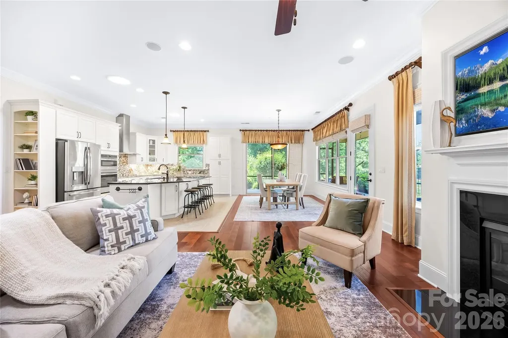 124 Chimney Rock Court Denver NC 28037