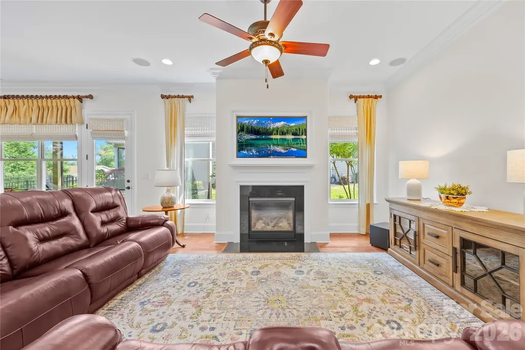 124 Chimney Rock Court Denver NC 28037