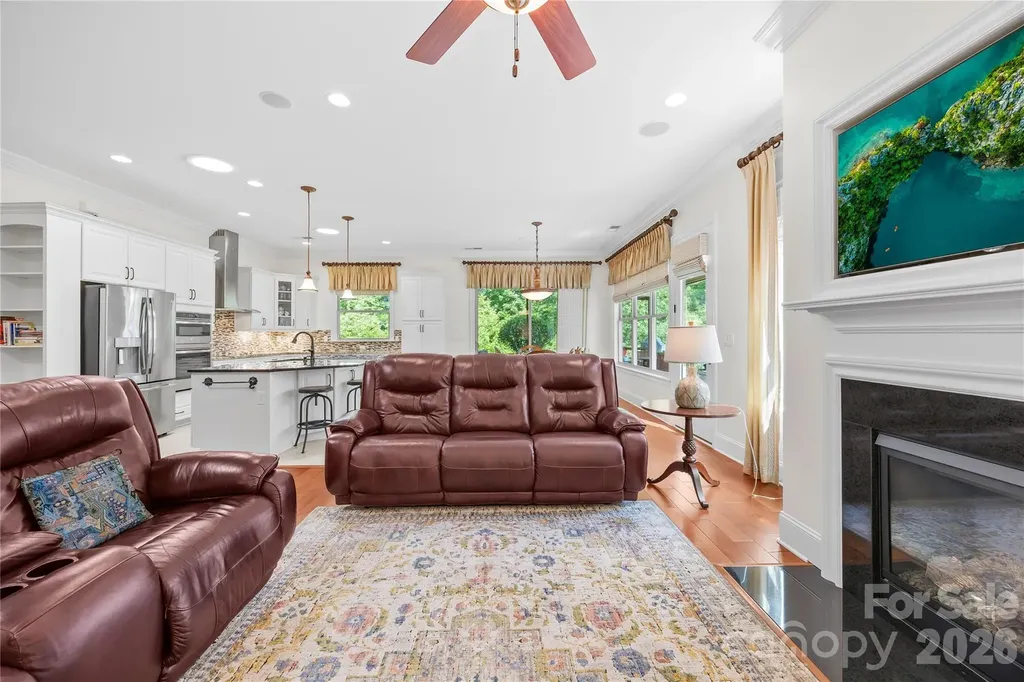 124 Chimney Rock Court Denver NC 28037