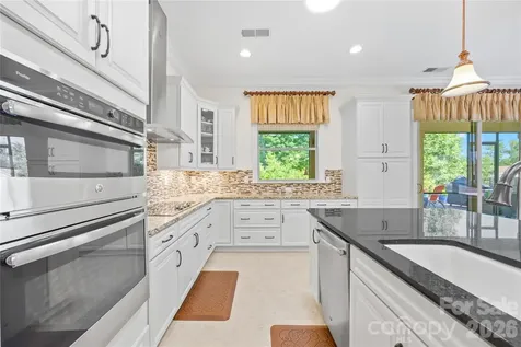124 Chimney Rock Court Denver NC 28037