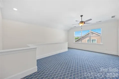 124 Chimney Rock Court Denver NC 28037