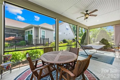 124 Chimney Rock Court Denver NC 28037