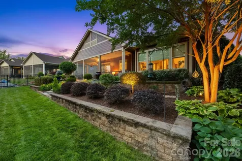 124 Chimney Rock Court Denver NC 28037