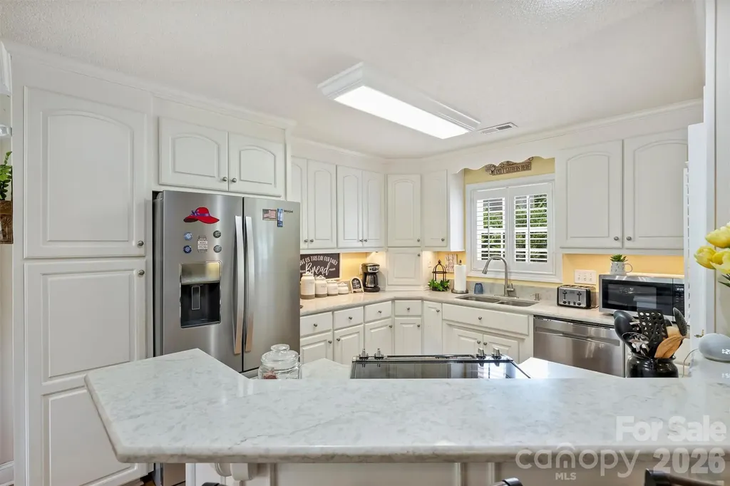 1302 Laurel Woods Drive Gastonia NC 28052