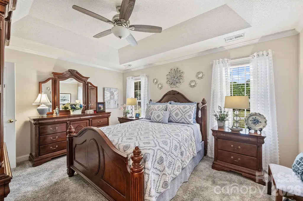 1302 Laurel Woods Drive Gastonia NC 28052