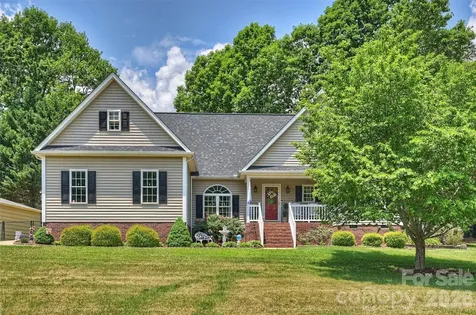1302 Laurel Woods Drive Gastonia NC 28052