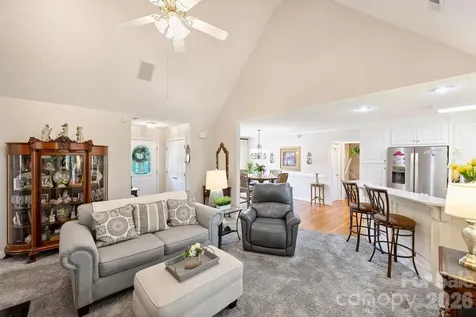 1302 Laurel Woods Drive Gastonia NC 28052