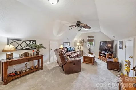 1302 Laurel Woods Drive Gastonia NC 28052