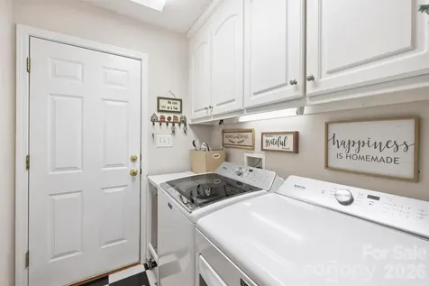 1302 Laurel Woods Drive Gastonia NC 28052