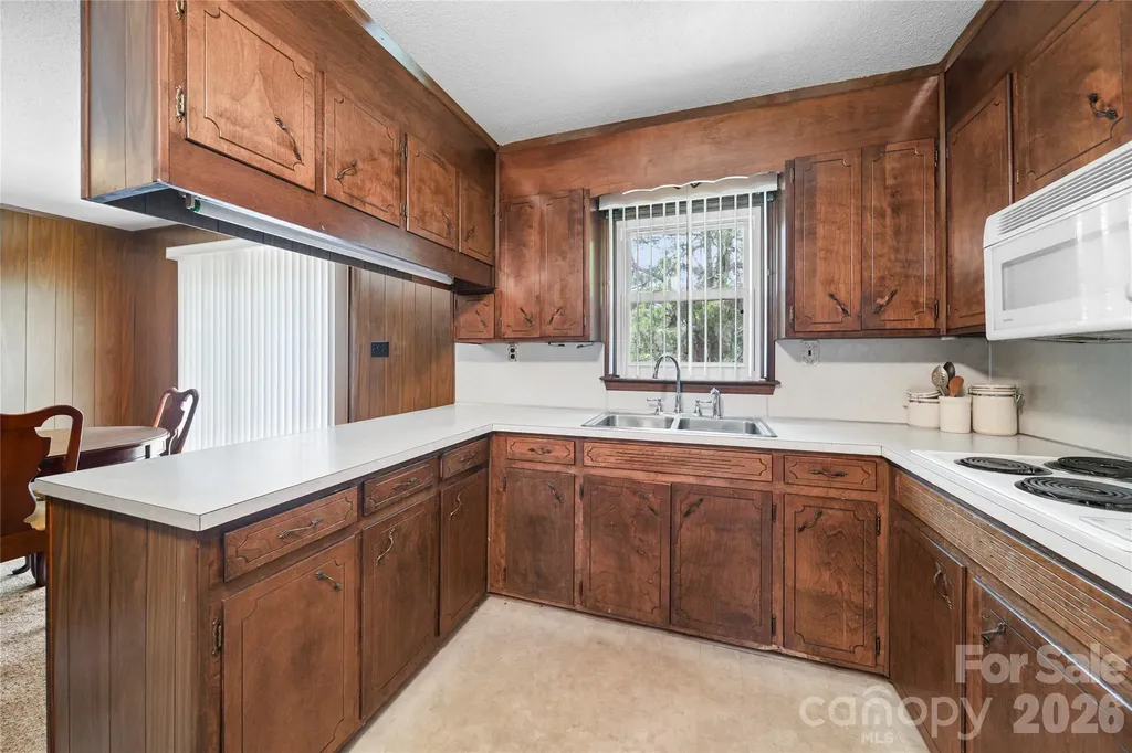 708 Mocksville Highway Statesville NC 28625