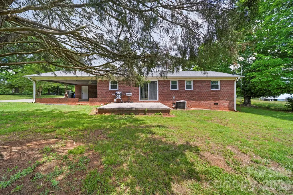 708 Mocksville Highway Statesville NC 28625