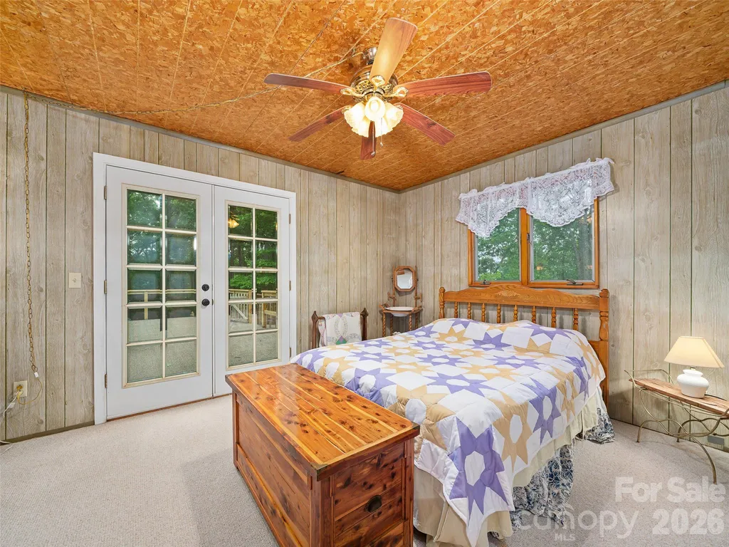 820 Wild Rose Lane Burnsville NC 28714