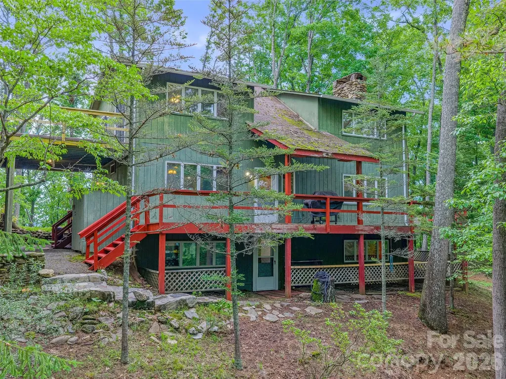 820 Wild Rose Lane Burnsville NC 28714