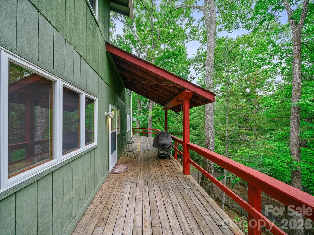 820 Wild Rose Lane Burnsville NC 28714