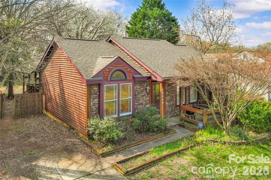 11826 Merriweather Drive Charlotte NC 28273