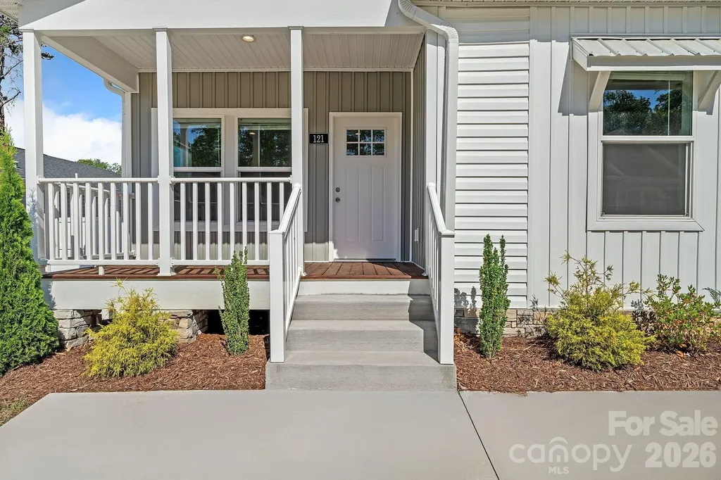 121 Bellamy Road Asheville NC 28806