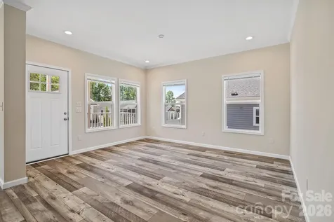 121 Bellamy Road Asheville NC 28806